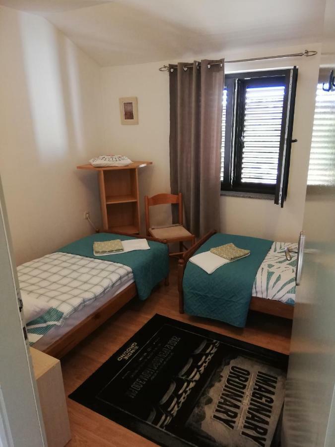 Family Apartman Luka Apartment โรวีน ภายนอก รูปภาพ